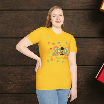 BEE Present with flowers Not Aggressive. POWERFUL™️Unisex Softstyle T-Shirt Eurofit