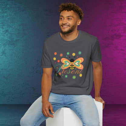 BEE Present with flowers Not Aggressive. POWERFUL™️Unisex Softstyle T-Shirt Eurofit